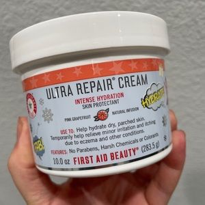 First Aid Beauty Ultra Repair Cream